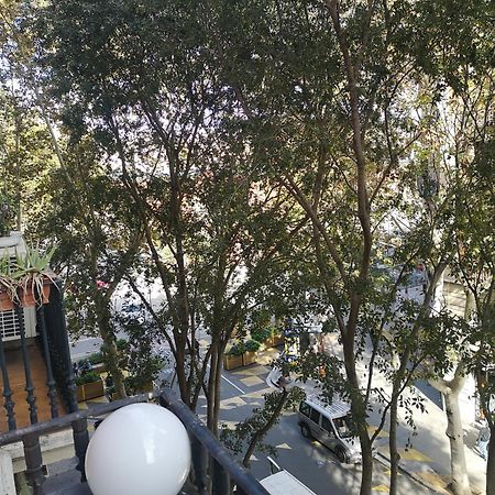 Aparteasy - Family Sant Antoni Apt. Барселона Екстер'єр фото