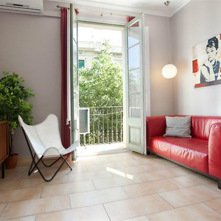 Aparteasy - Family Sant Antoni Apt. Барселона Екстер'єр фото
