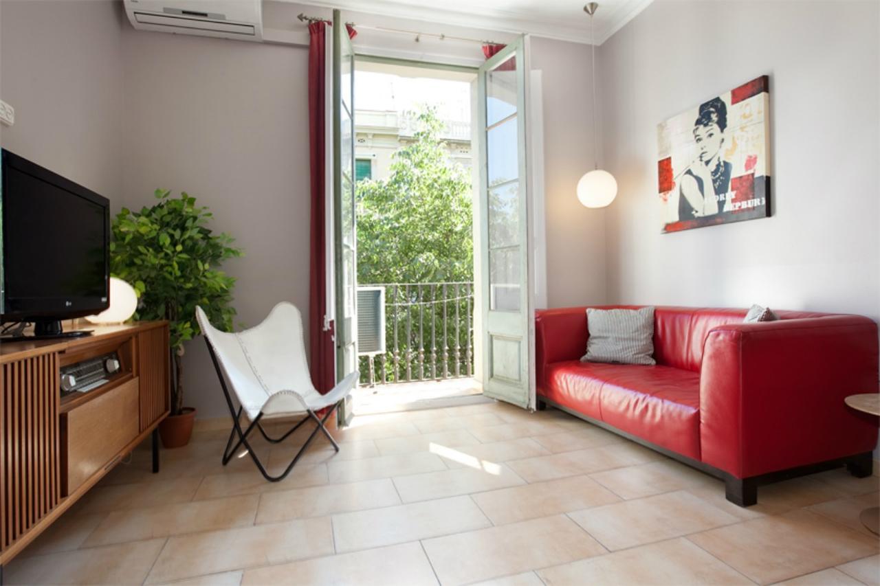 Aparteasy - Family Sant Antoni Apt. Барселона Екстер'єр фото