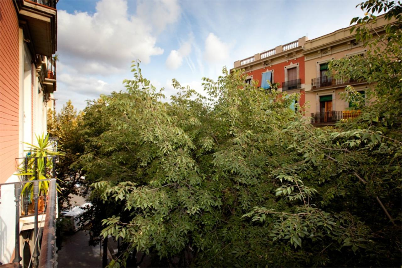 Aparteasy - Family Sant Antoni Apt. Барселона Екстер'єр фото